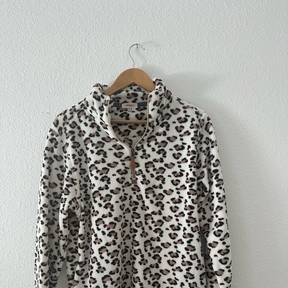 Plush Cheeta Pullover - Picture 1 of 4